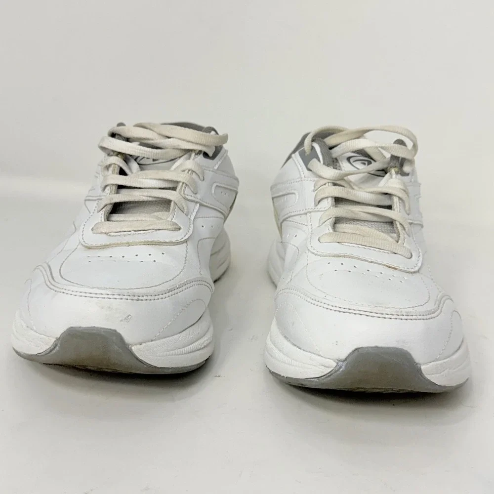 Athletic Works Mens 8.5 White Walking Sneakers MNAW22JT001 Chunky Dad Shoes